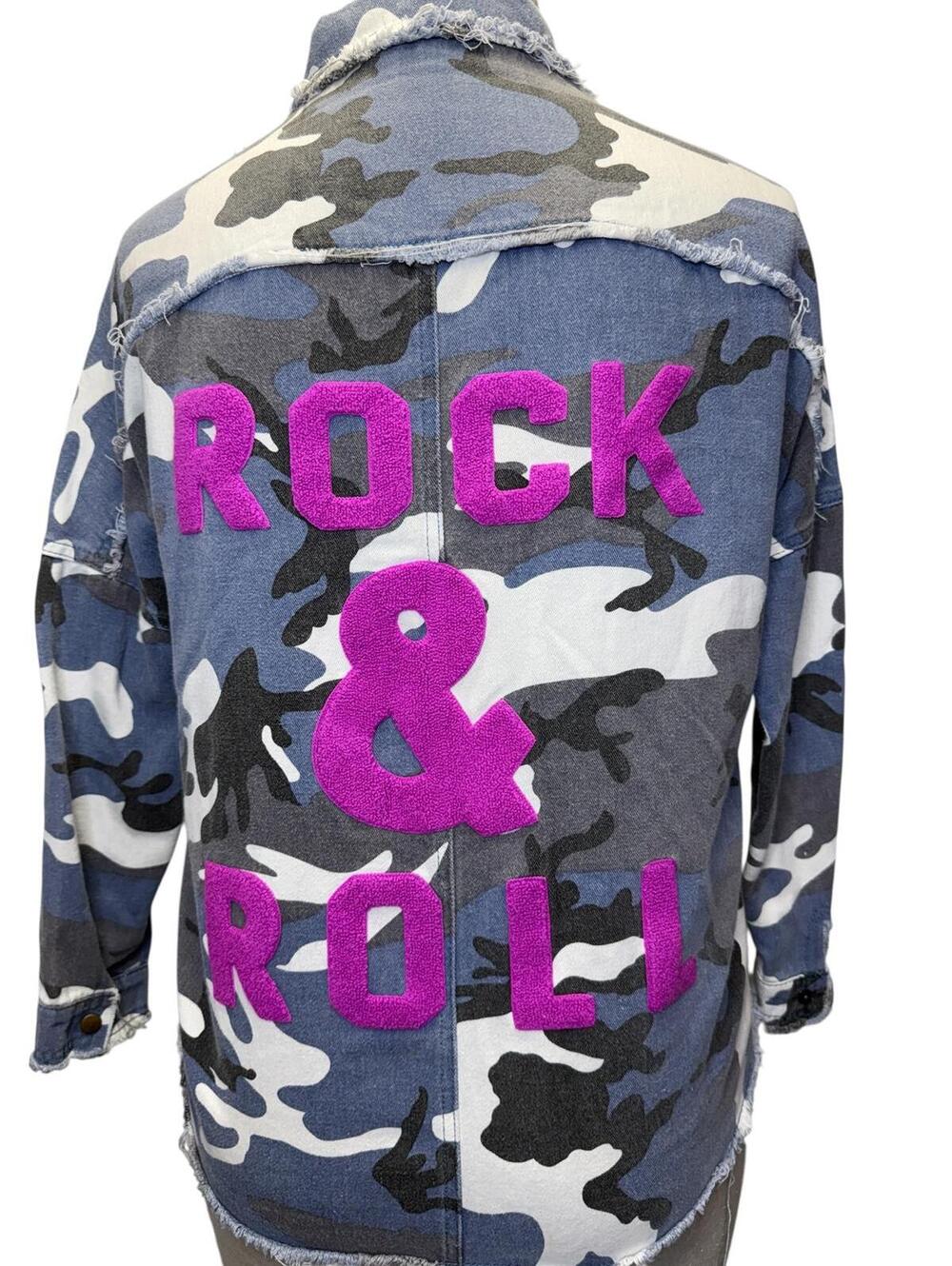 Davi & Dani women's camouflage shacket / pink "Rock & Roll" lettering on  back S